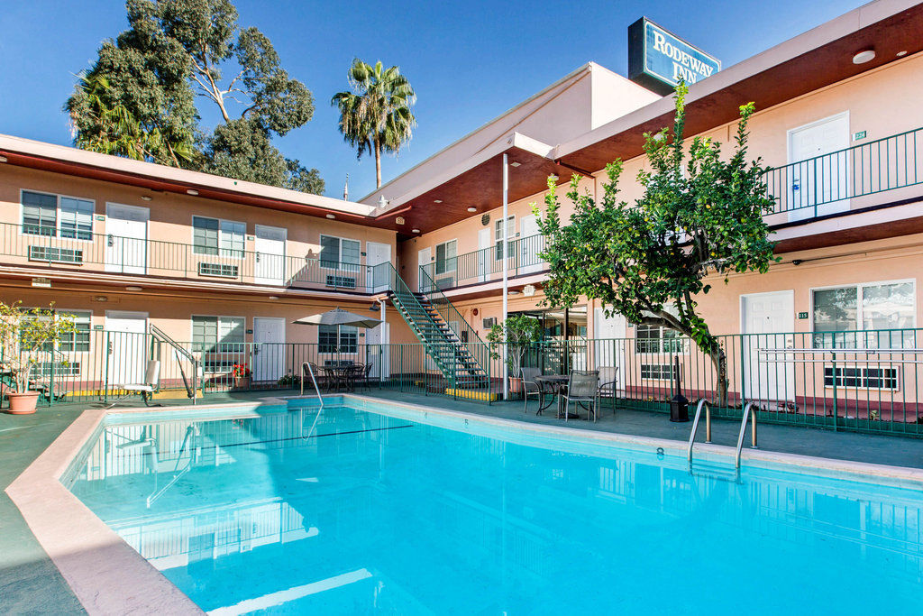 Rodeway Inn Near Melrose Ave Los Angeles Extérieur photo